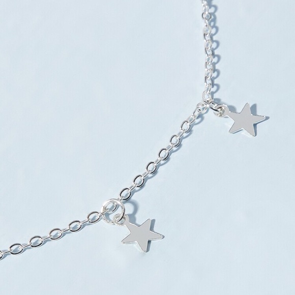 ✨HP✨NEW Silver Dainty Star Charm Choker - Picture 4 of 4